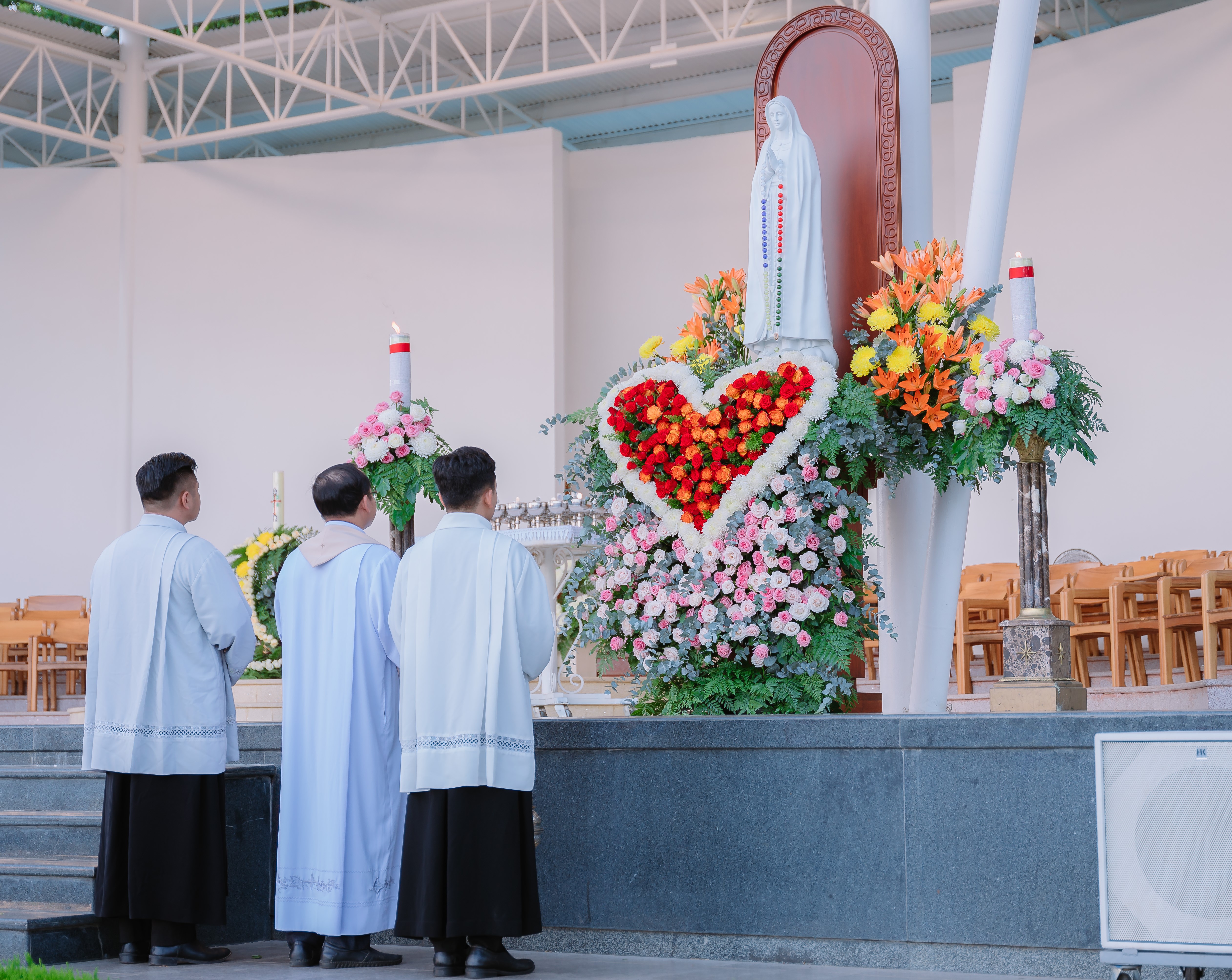 Tôn vinh Đức Mẹ Tàpao